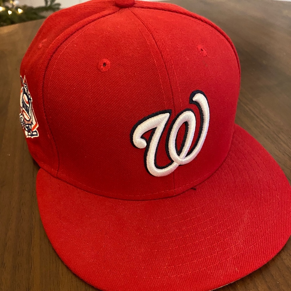 Washing nationals red snap back